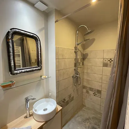 Apartment Duplex A *